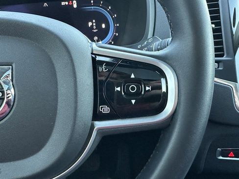 Used 2023 Volvo XC90 B5 Core w/ Protection Package Premier image 31