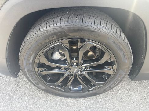 Used 2020 GMC Terrain SLT w/ Elevation Edition FWD image 10