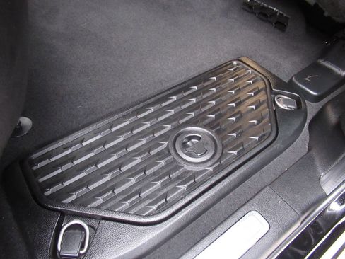 Used 2019 RAM 1500 Laramie image 11