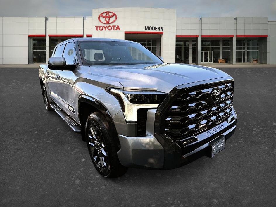 Used 2023 Toyota Tundra Platinum AWD/4WD image 3