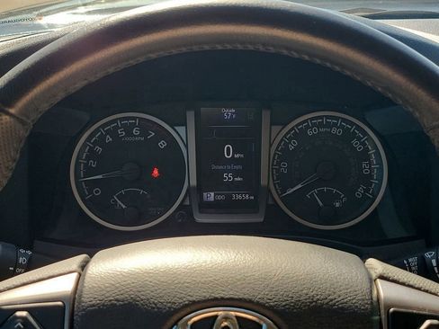 Used 2022 Toyota Tacoma SR5 image 27