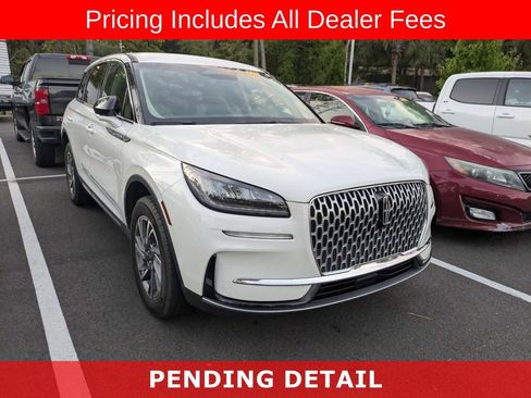 Used 2023 Lincoln Corsair FWD image 1