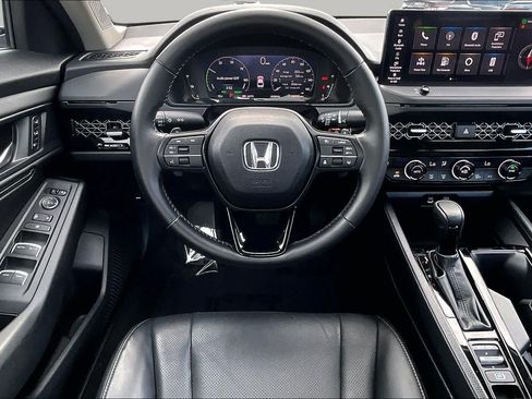 Used 2024 Honda Accord EX-L image 6