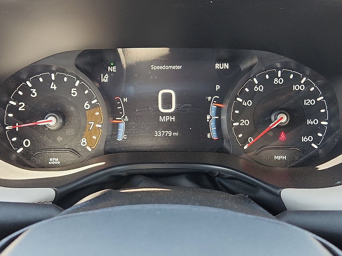 Used 2025 Jeep Compass Limited AWD/4WD image 11