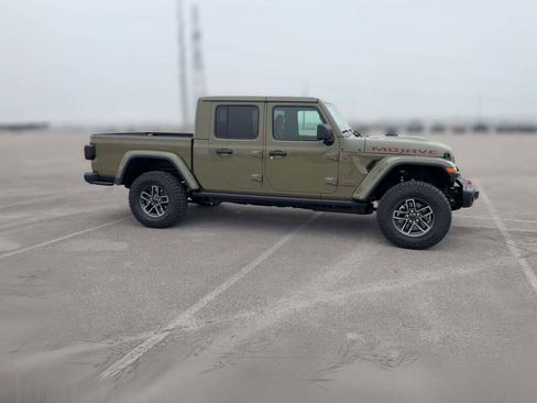 New 2026 Jeep Gladiator Mojave image 15