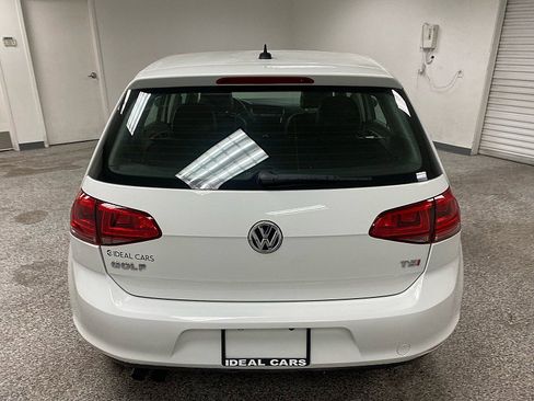 Used 2017 Volkswagen Golf Wolfsburg Edition image 6