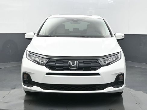 Certified 2026 Honda Odyssey EX-L image 2