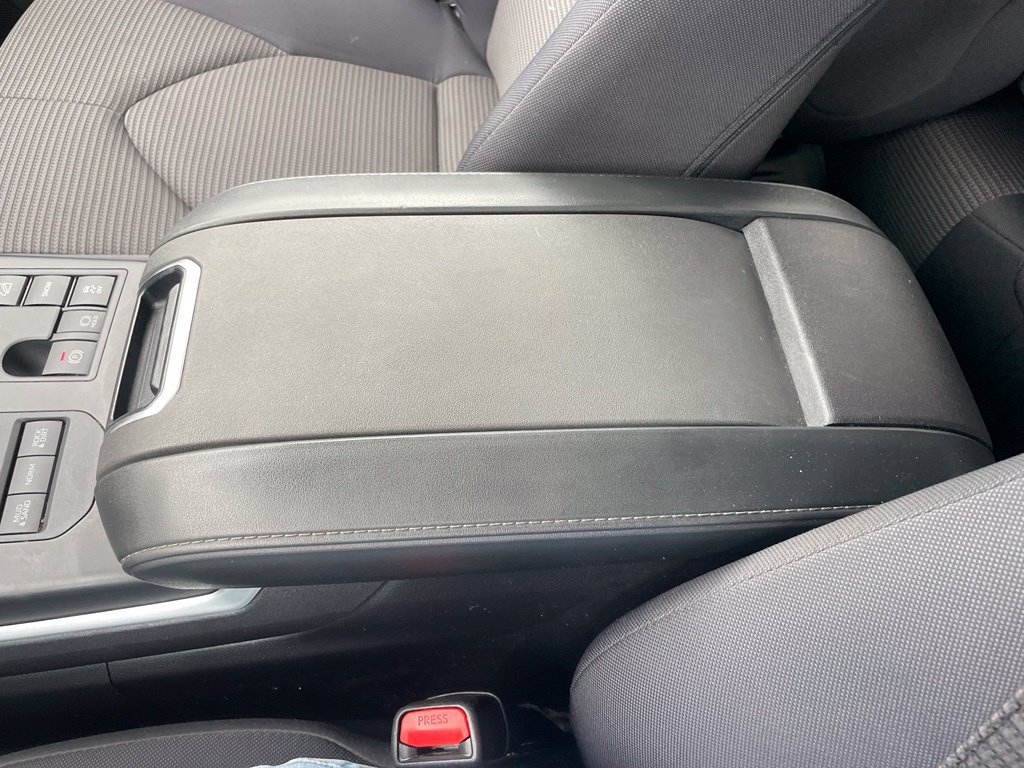 Used 2023 Toyota Highlander L AWD/4WD image 36