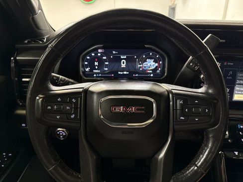 Used 2024 GMC Sierra 2500 AT4X image 36