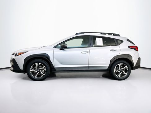 Used 2024 Subaru Crosstrek 2.0i Premium image 4
