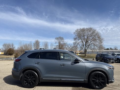 Used 2023 MAZDA CX-9 Carbon Edition image 3