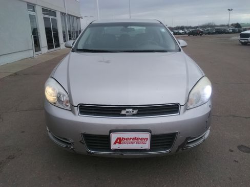 Used 2007 Chevrolet Impala LT w/ Preferred Equipment Group image 4