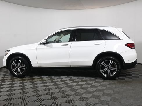 Certified 2021 Mercedes-Benz GLC 300 4MATIC image 2
