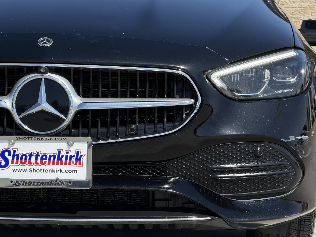 Used 2022 Mercedes-Benz C 300 Sedan image 8