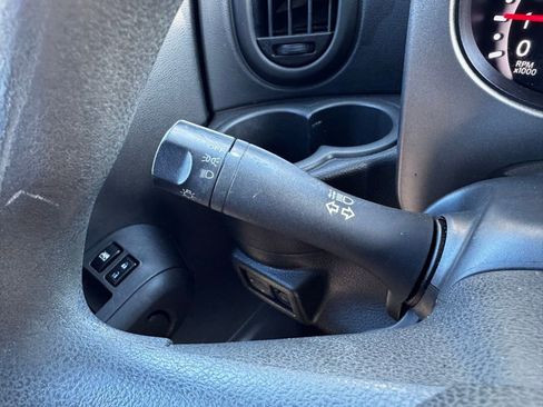 Used 2009 Nissan Cube 1.8 S w/ Interior Illumination Pkg image 20