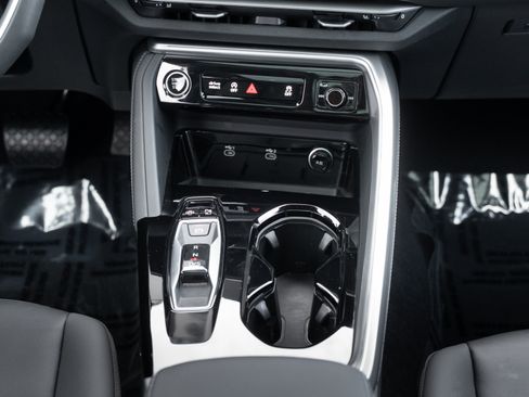 Certified 2025 Audi Q5 Premium Plus w/ Premium Plus image 16