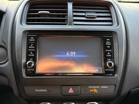 Used 2021 Mitsubishi Outlander Sport ES image 23