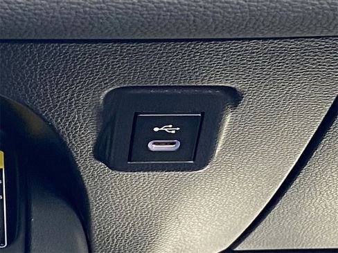 Certified 2025 Toyota Corolla SE image 30