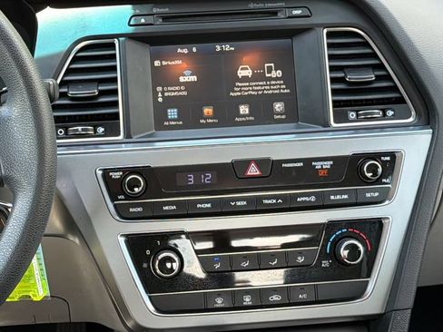 Used 2017 Hyundai Sonata Sport FWD image 11