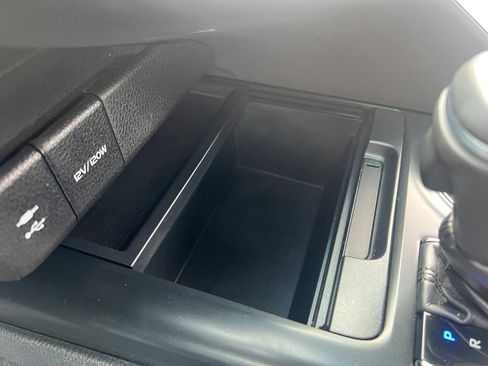 Used 2018 Toyota Camry XSE image 24