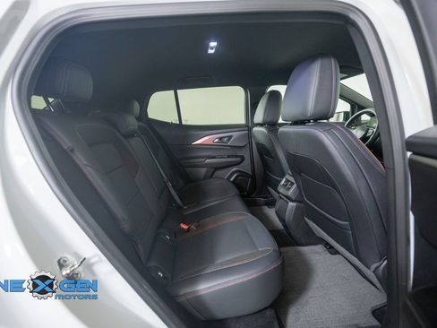 Used 2024 Chevrolet Equinox EV RS FWD image 35
