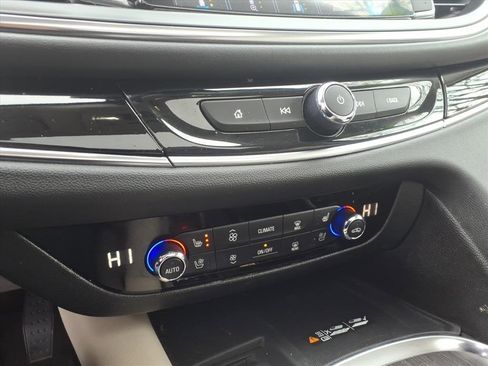 Used 2023 Buick Enclave Avenir w/ Avenir Technology Package image 12