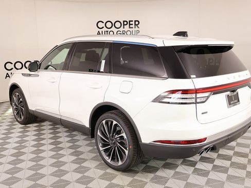 New 2026 Lincoln Aviator Reserve image 24