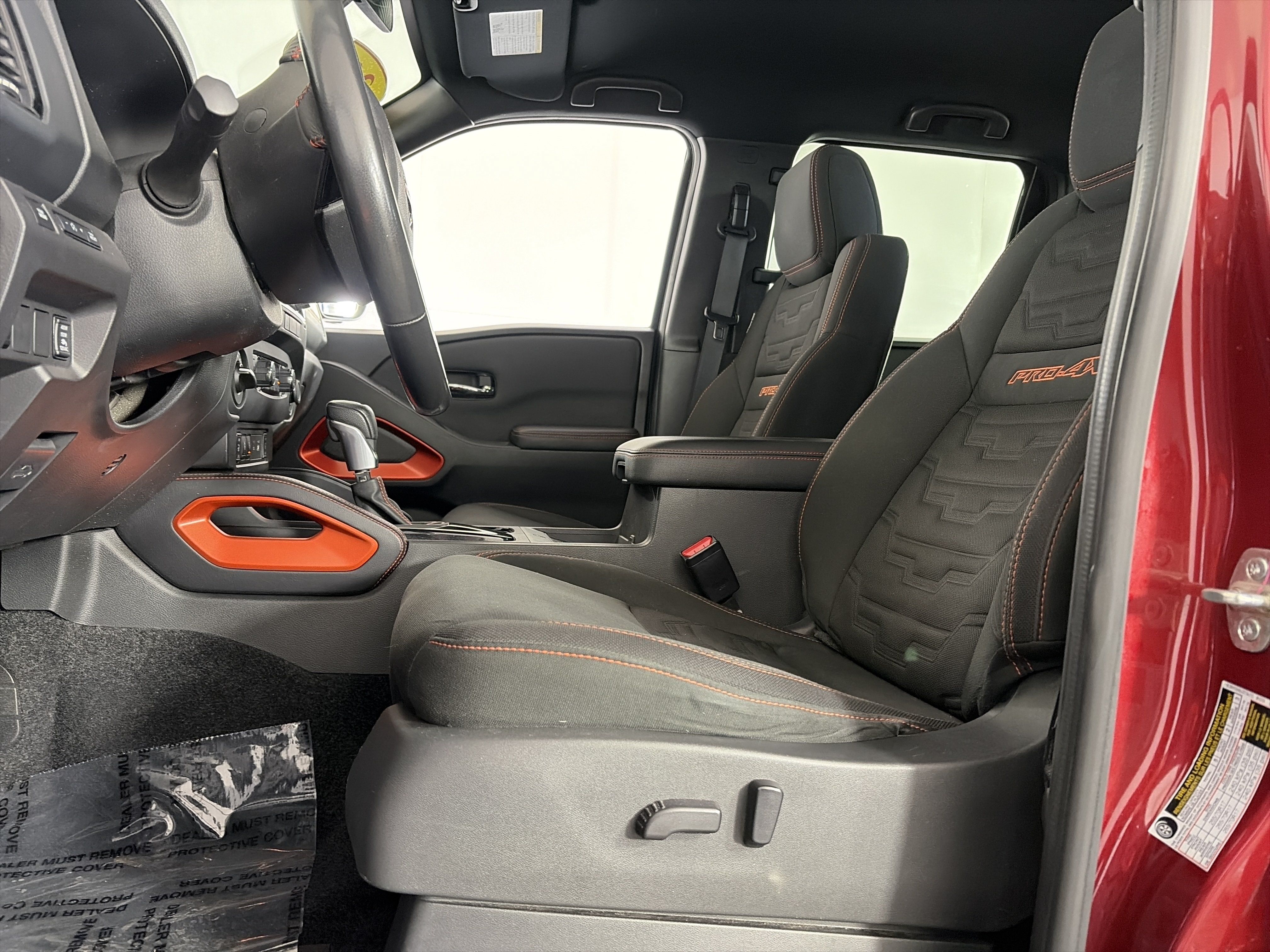 Used 2023 Nissan Frontier PRO-4X w/ Pro Convenience Package AWD/4WD image 8