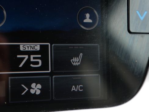 Used 2021 Subaru Outback Premium AWD/4WD image 32