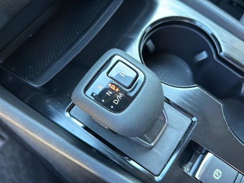 Used 2023 Nissan Rogue SV image 27