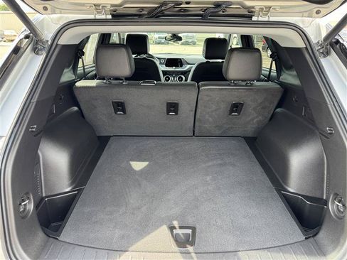 Used 2022 Chevrolet Blazer LT AWD/4WD image 12