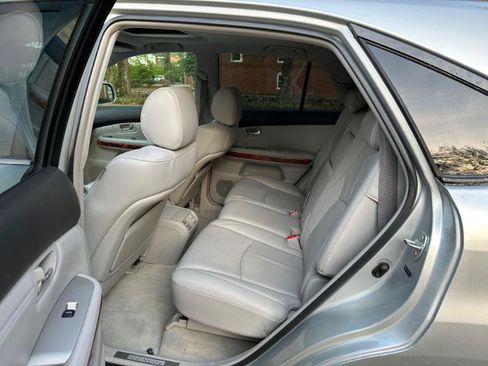 Used 2006 Lexus RX 330 FWD image 18