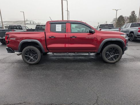 Used 2024 Chevrolet Colorado Trail Boss w/ Technology Package image 9