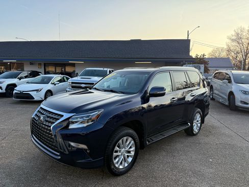 Used 2023 Lexus GX 460 Premium image 2