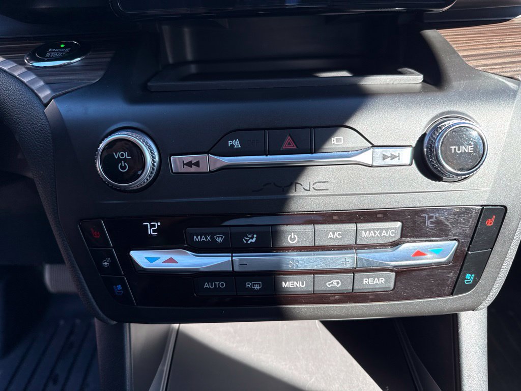 Used 2020 Ford Explorer Limited AWD/4WD image 21