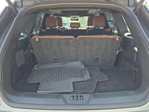Used 2023 Lincoln Aviator Reserve w/ Equipment Group 201A AWD/4WD image 28