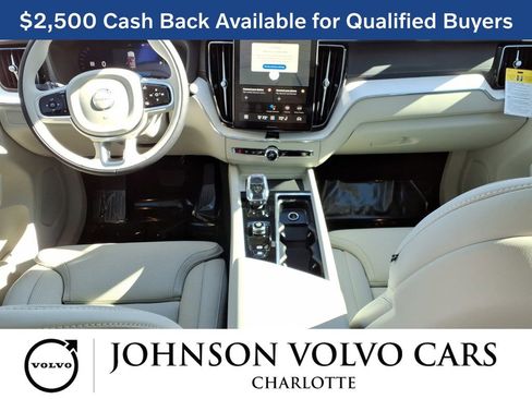 New 2026 Volvo XC60 B5 Ultra w/ Protection Package Premier image 7