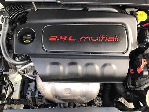 Used 2019 Jeep Compass Latitude w/ Popular Equipment Group AWD/4WD image 55