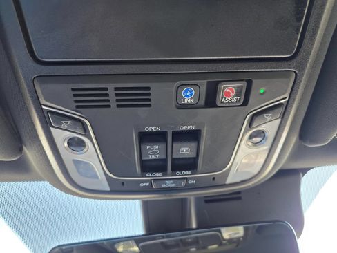 Used 2021 Honda Pilot Black Edition image 19