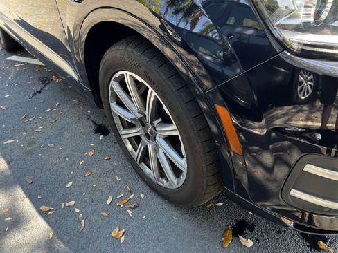 Used 2018 Audi Q7 3.0T Premium image 11