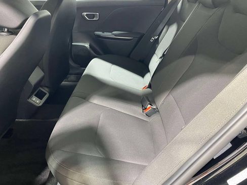 New 2026 Kia K4 FWD image 12