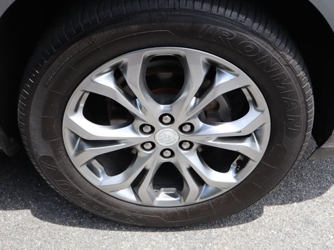 Used 2018 Buick Enclave Avenir w/ Avenir Technology Package FWD image 14