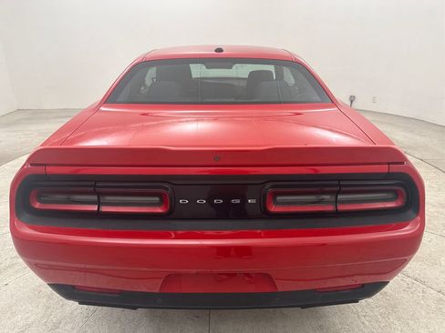 Used 2019 Dodge Challenger R/T RWD image 23