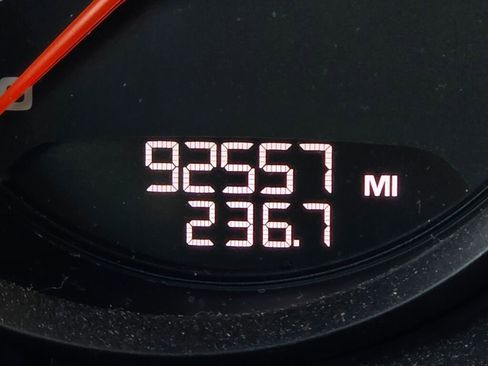 Used 2018 Porsche Macan Base image 27