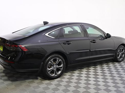 Used 2023 Honda Accord EX image 7