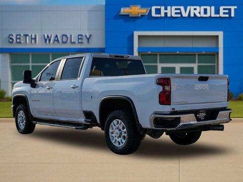 Used 2024 Chevrolet Silverado 2500 LT AWD/4WD image 5