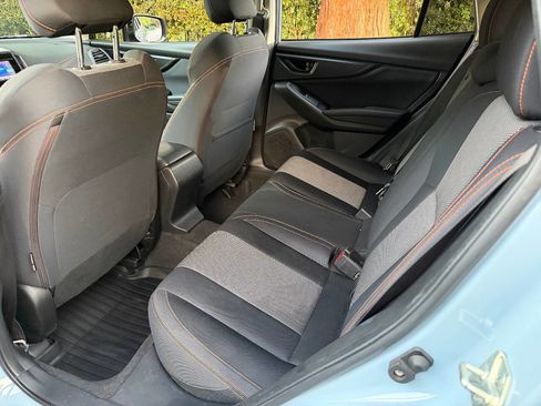 Used 2021 Subaru Crosstrek 2.0i Premium w/ Moonroof Package image 16