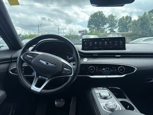 Used 2025 Genesis GV70 3.5T Sport AWD/4WD image 20