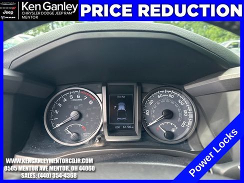 Used 2021 Toyota Tacoma TRD Off-Road w/ TRD Premium Off Road Package AWD/4WD image 15