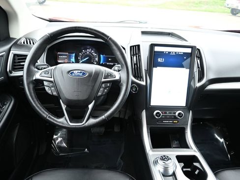 Used 2022 Ford Edge SEL w/ Convenience Package image 17